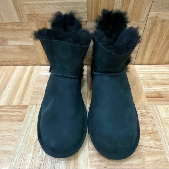 KIRKLAND Signature Genuine Sheepskin Black Shearling Short Boots Size 8 - Picture 3 of 11